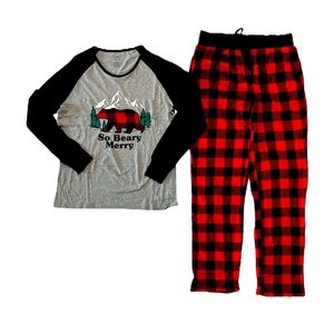 Women’s two piece holiday pajama set, long sleeved